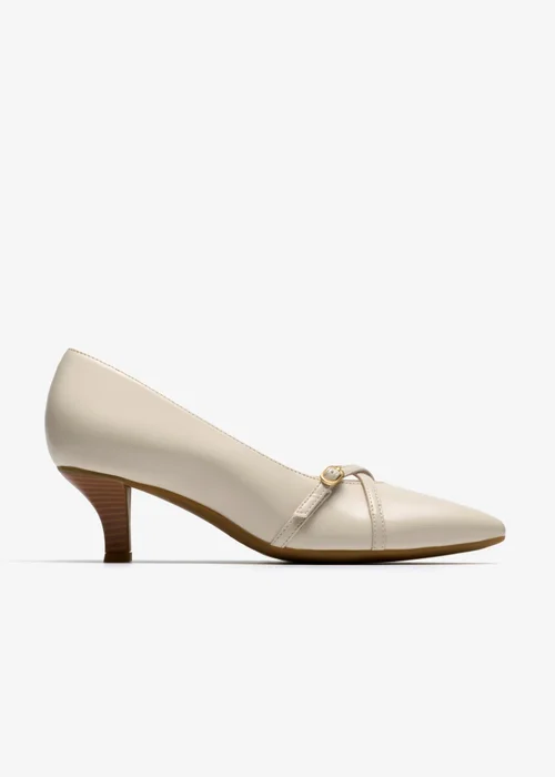 Clarks Womens White Kepley Star Leather Wide - 6 Image 1