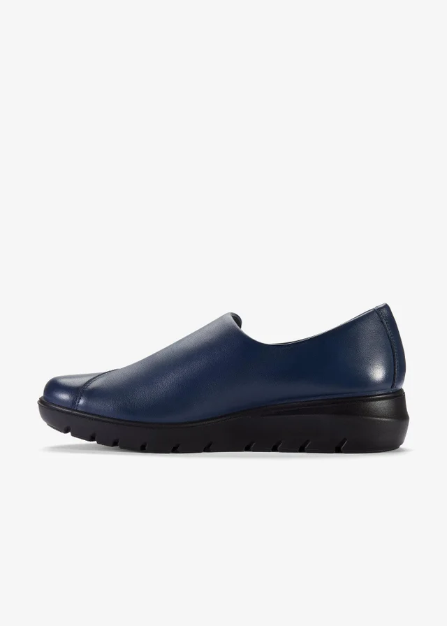 Clarks Womens Blue Un Bay Step Leather Standard