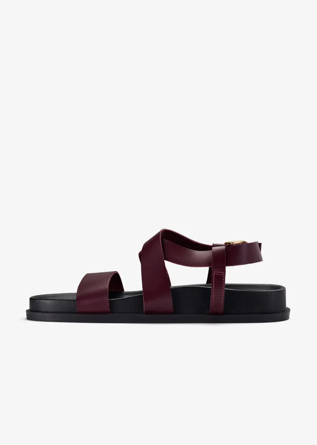 Clarks Womens Red Zarlea Strap Leather Standard