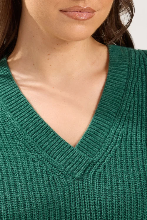 Yours Curve Green Essential V-Neck Jumper - 30-32 Image 5