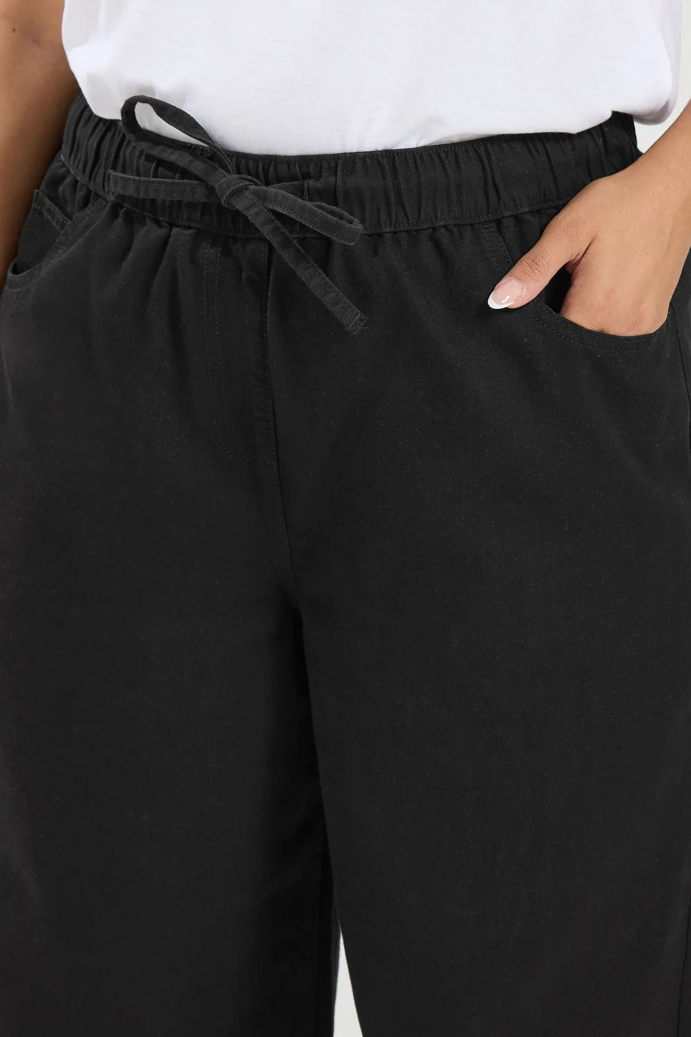 Yours Curve Black Pull On Jeans - 28/L28 Image 4