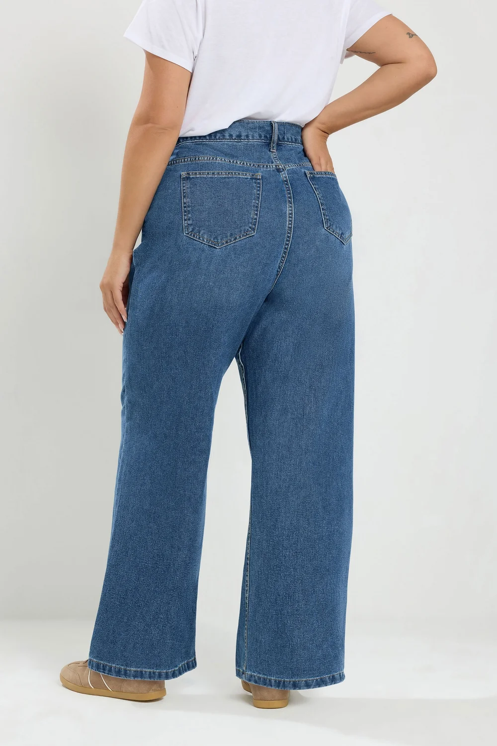 Yours Curve Blue Wide Leg Jeans - 22/L30 Image 3