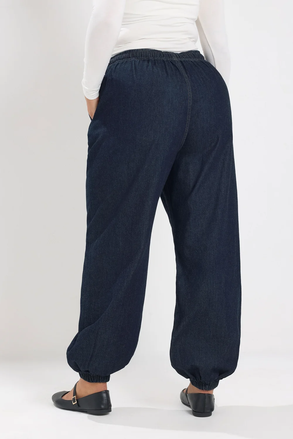 Yours Curve Indigo Blue Balloon Jeans - 12 Image 3