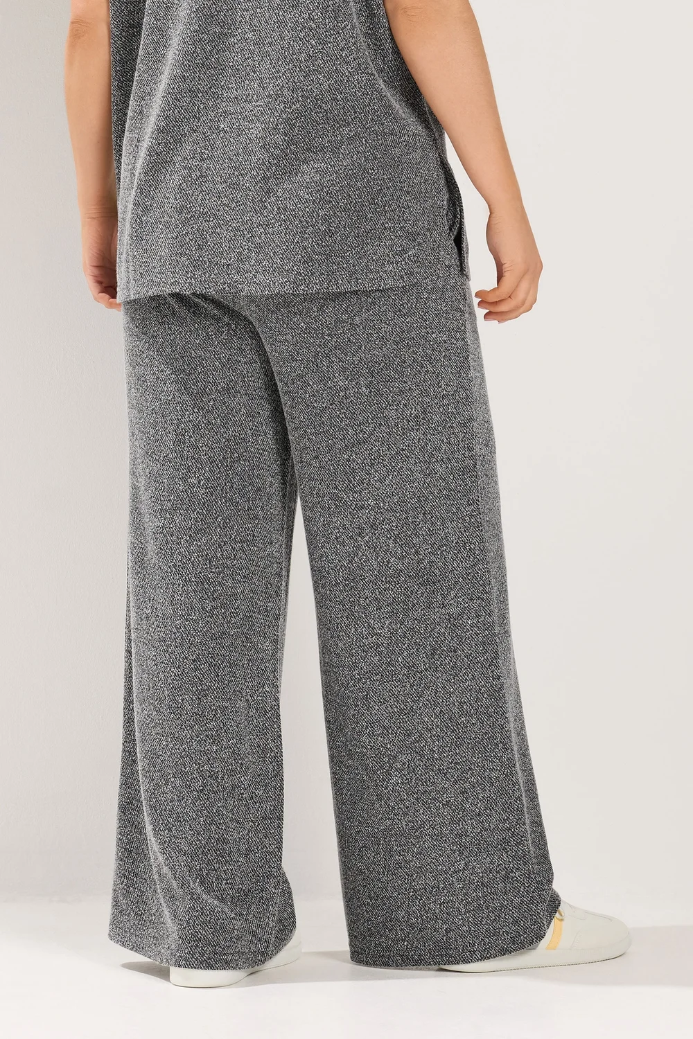 Yours Curve Grey Textured Knit Wide Leg Trousers - 16/L28 Image 3