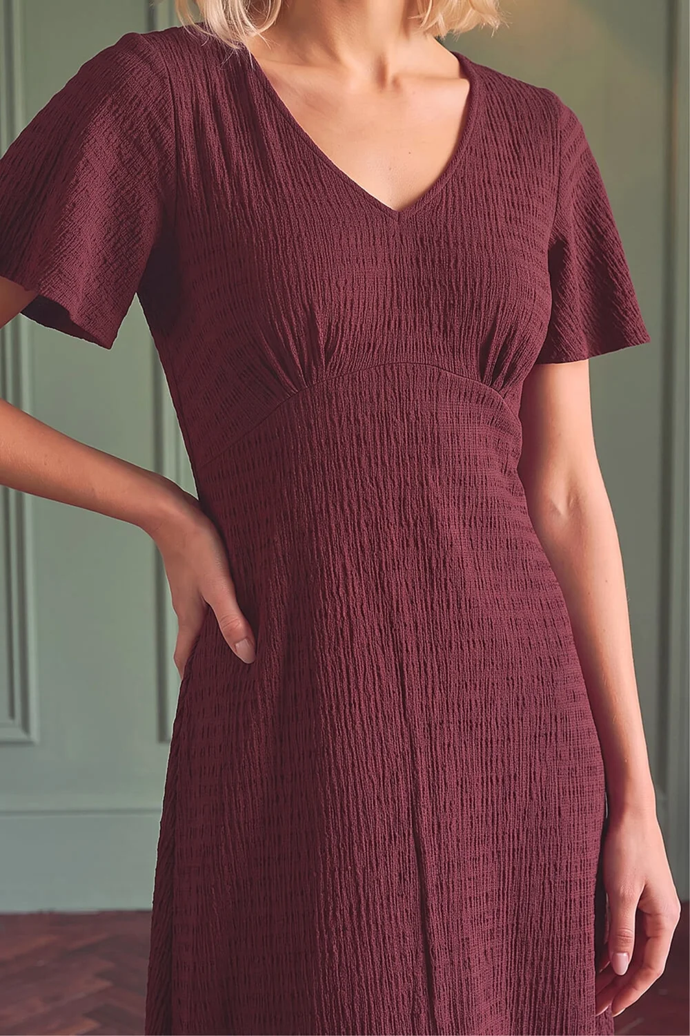 Roman Wine Petite V-Neck Dress - 18 Image 4