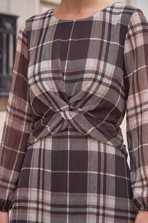 Roman Chocolate Petite Twist Front Check Dress - 10 Image 4