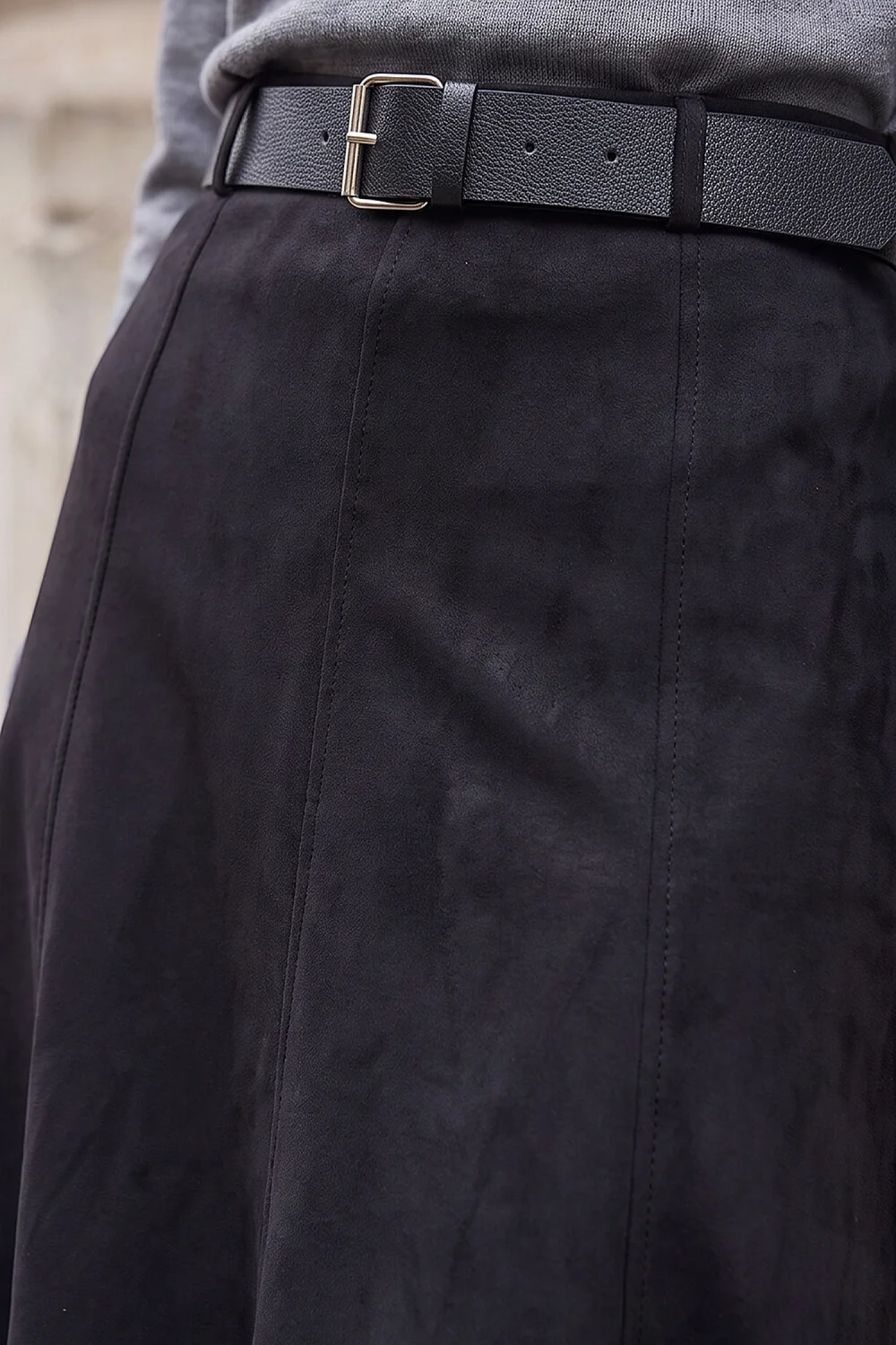 Roman Black Belted Faux Suede Midi Skirt - 14 Image 4