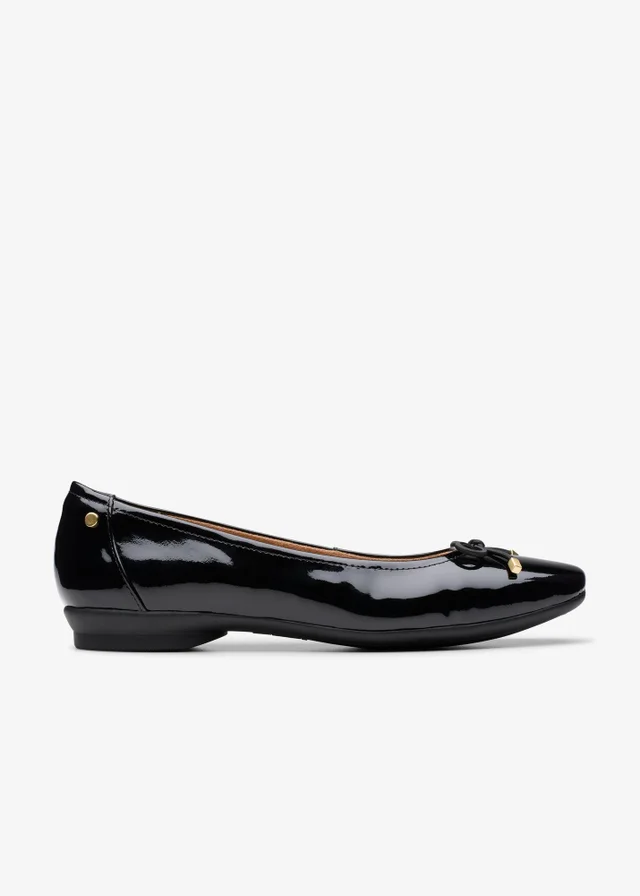 Clarks Womens Black Candra Light Leather Standard