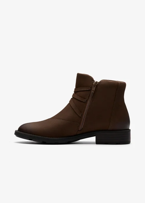 Clarks Womens Brown Adalynn Faye Nubuck Standard - 6 Image 2