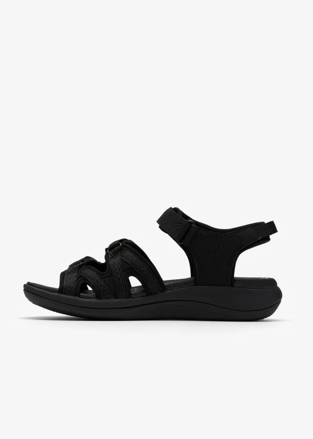 Clarks Cloudsteppers Womens Black Mira Madi Textile Standard