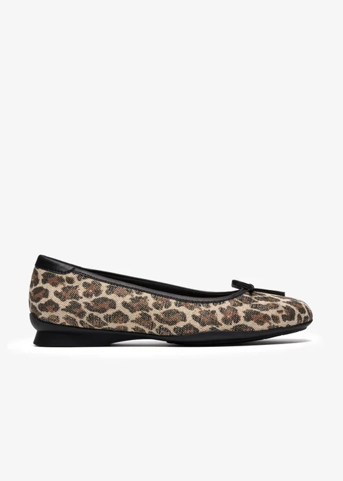 Clarks Womens Brown Jazmynn Bow Textile Standard - 6.5 Image 1