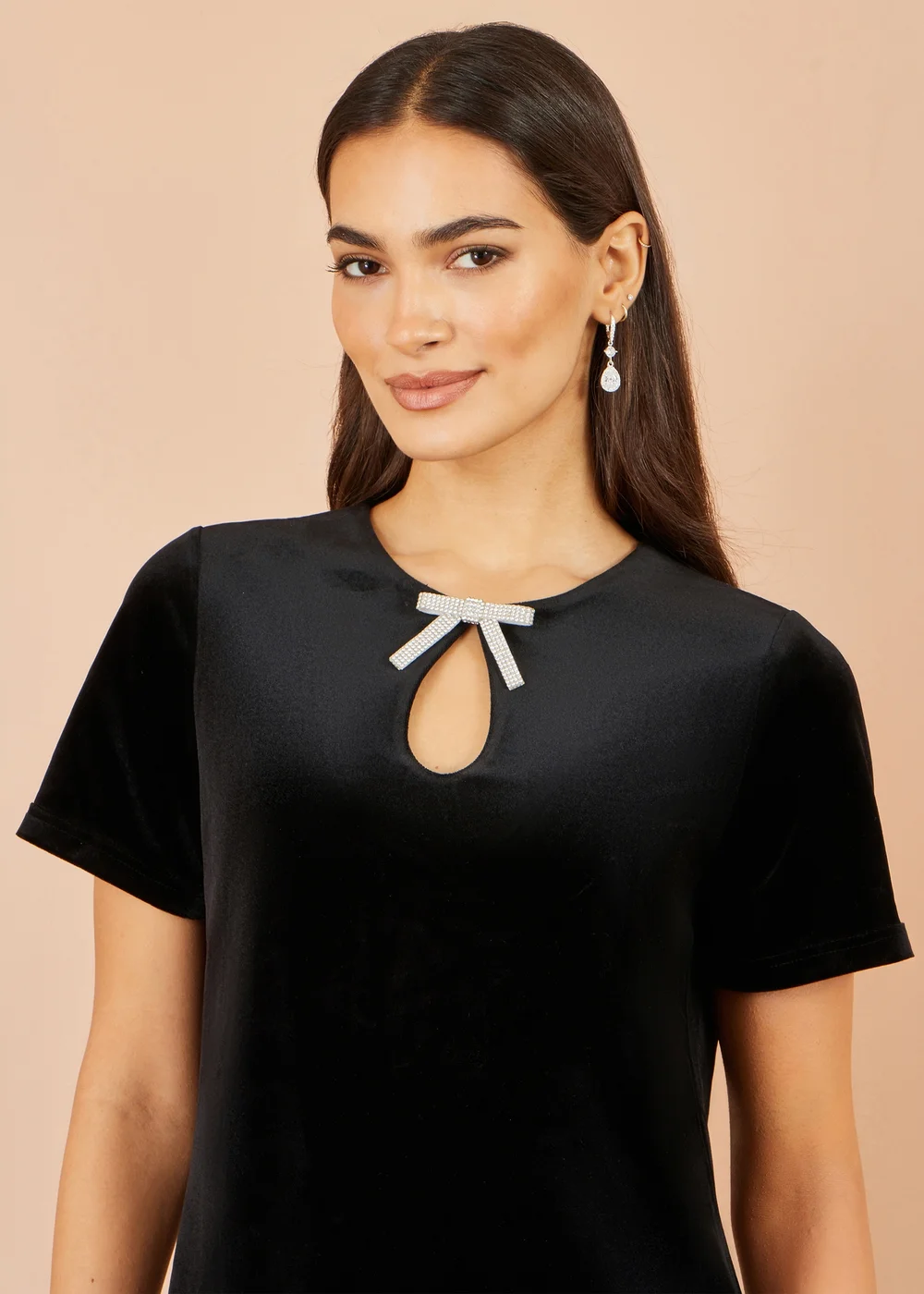 Yumi Black Velvet Floral Wrap Midi Dress - 12 Image 4