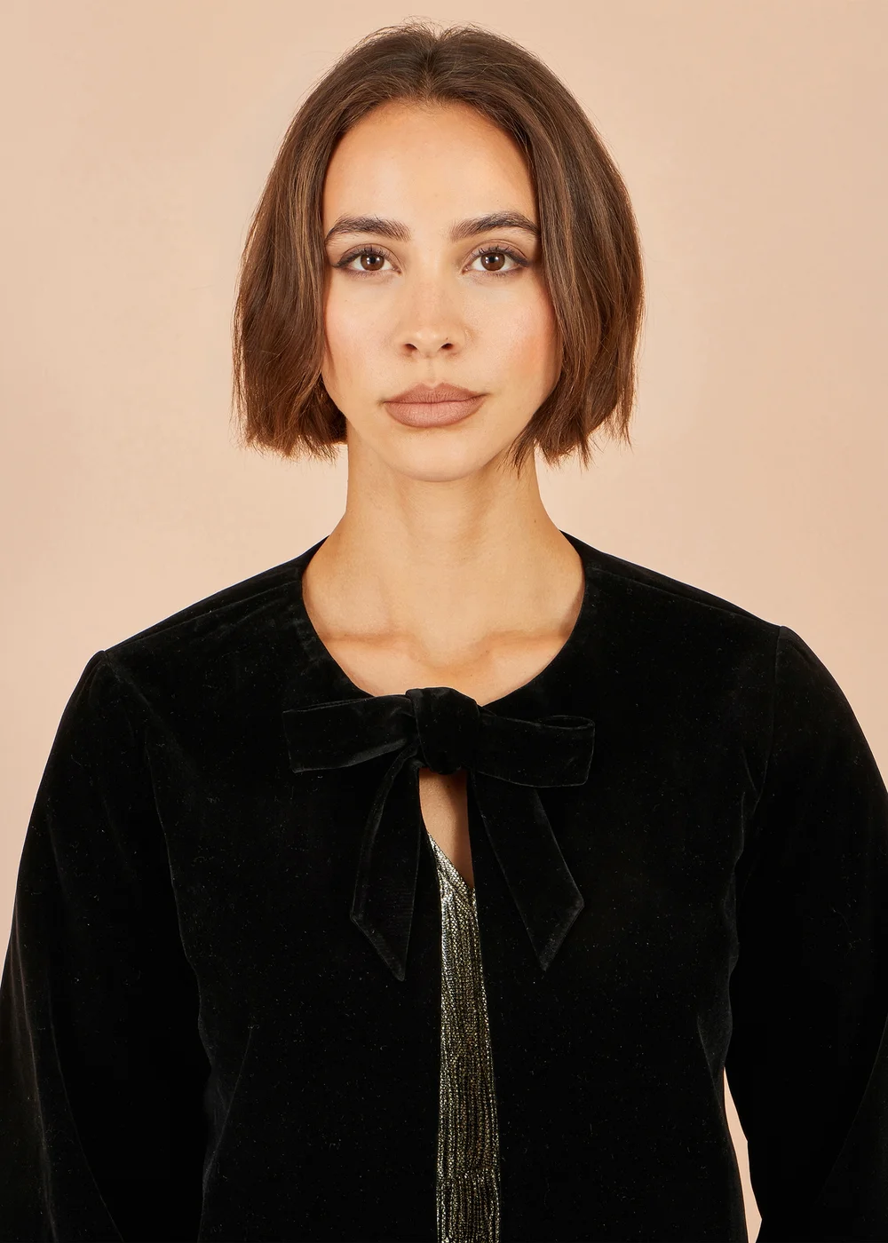 Yumi Black Velvet Bow Jacket - 8 Image 3