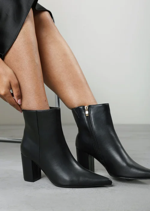 Where's That From Ebrina Dark Brown Pointed Toe Block Heeled Ankle Boot - 7 Image 5