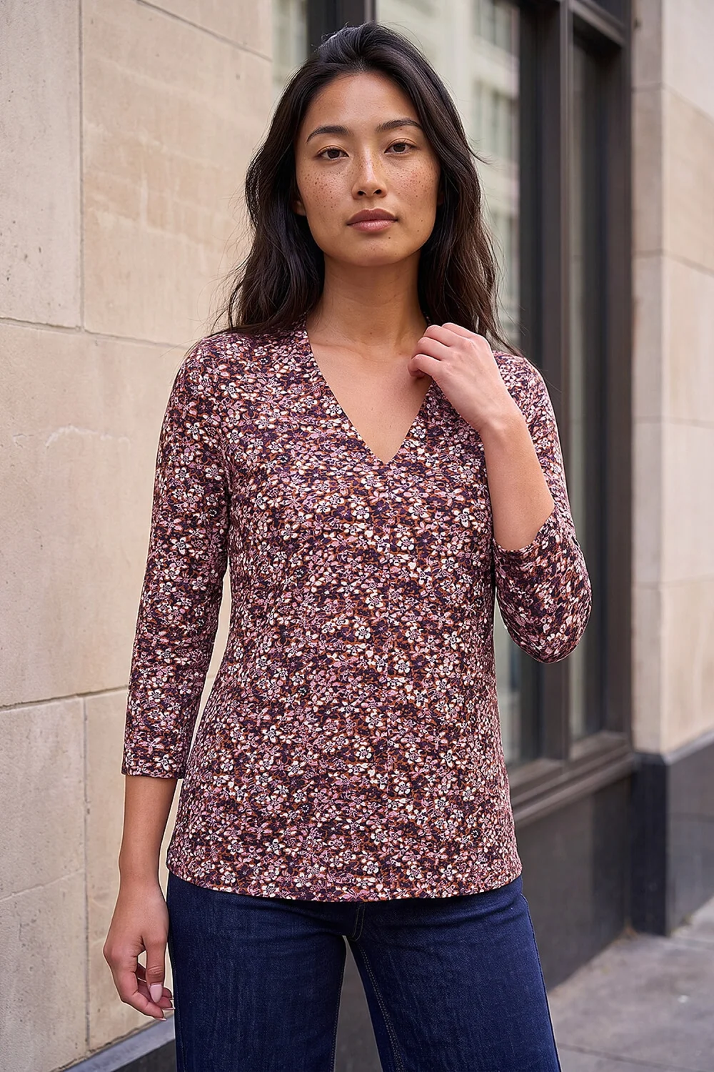 Roman Wine Petite Floral Stretch Top - 8 Image 2