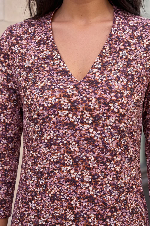 Roman Wine Petite Floral Stretch Top - 8 Image 4