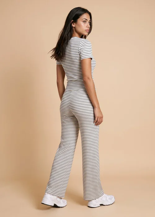 Urban Bliss Blue Ribbed Stripe Top - 8 Image 2