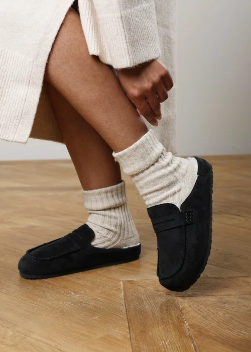 Where's That From Divelle Black Low Back Slip On Mule With Fleece Lining - 5 Image 2