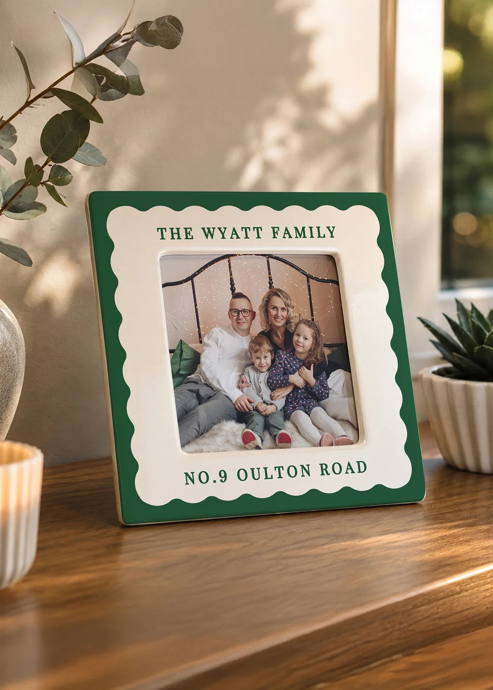 Personalised Memento Company Green Scallop Edge Ceramic 4x4 Photo Frame - One Size Image 1