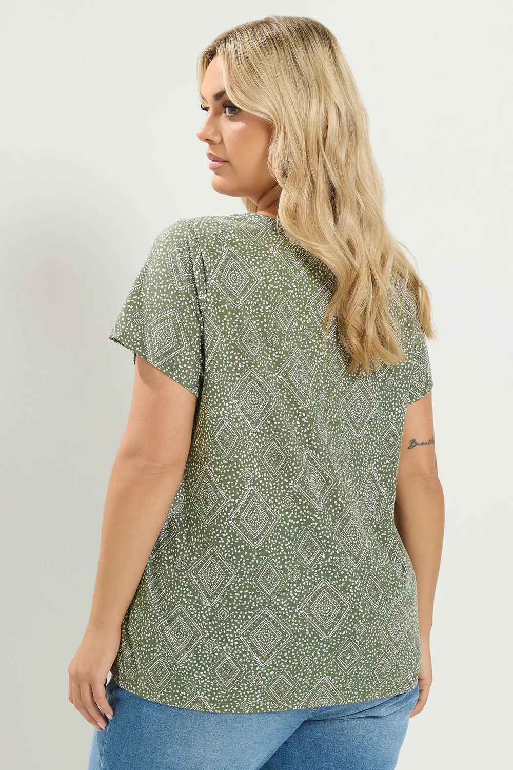 Yours Curve Khaki Green Tile Print T-Shirt - 14 Image 3