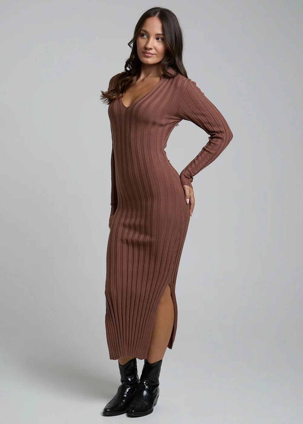 Influence Chocolate Ribbed V-Neck Collar Long Sleeve Knit Jumper Midi Dress - 14 Image 4
