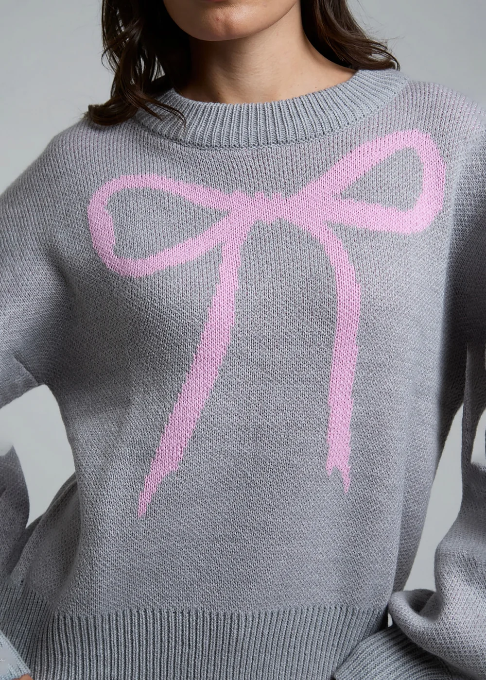 Influence Grey Crew Neck Long Sleeve Bow Graphic Knitted Jumper - 10 Image 3