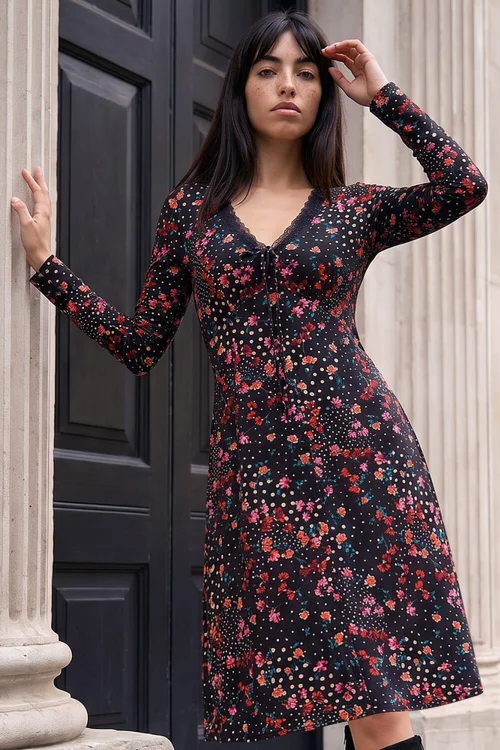 Roman Black Petite Floral Lace Dress - 12 Image 1