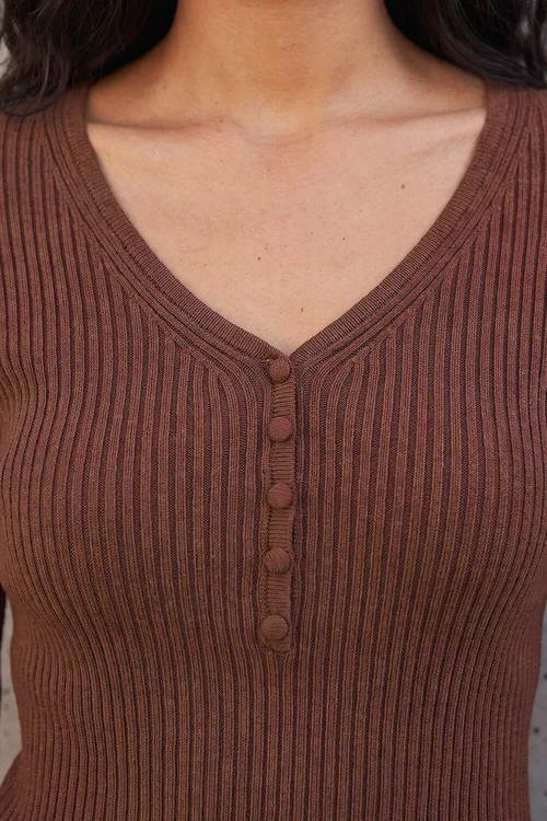 Roman Chocolate Button Rib Knit Jumper - 18 Image 4