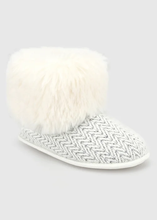 Totes Cream Multi Natural Patterned Knit Boot Slippers with Faux Fur Cuff - 5-6 Image 5
