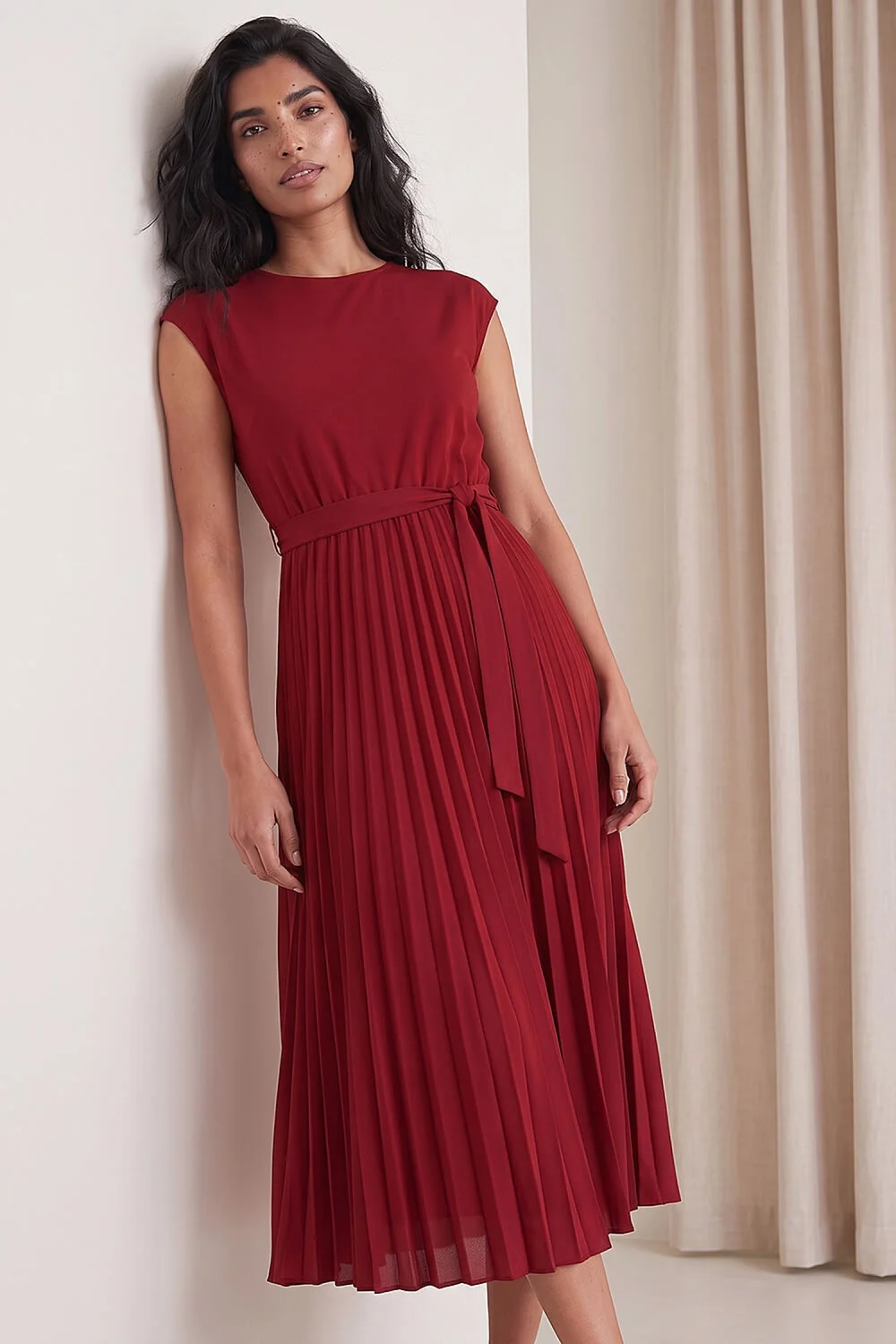 Roman Wine Pleated Tie Waist Dress - 16 Image 2