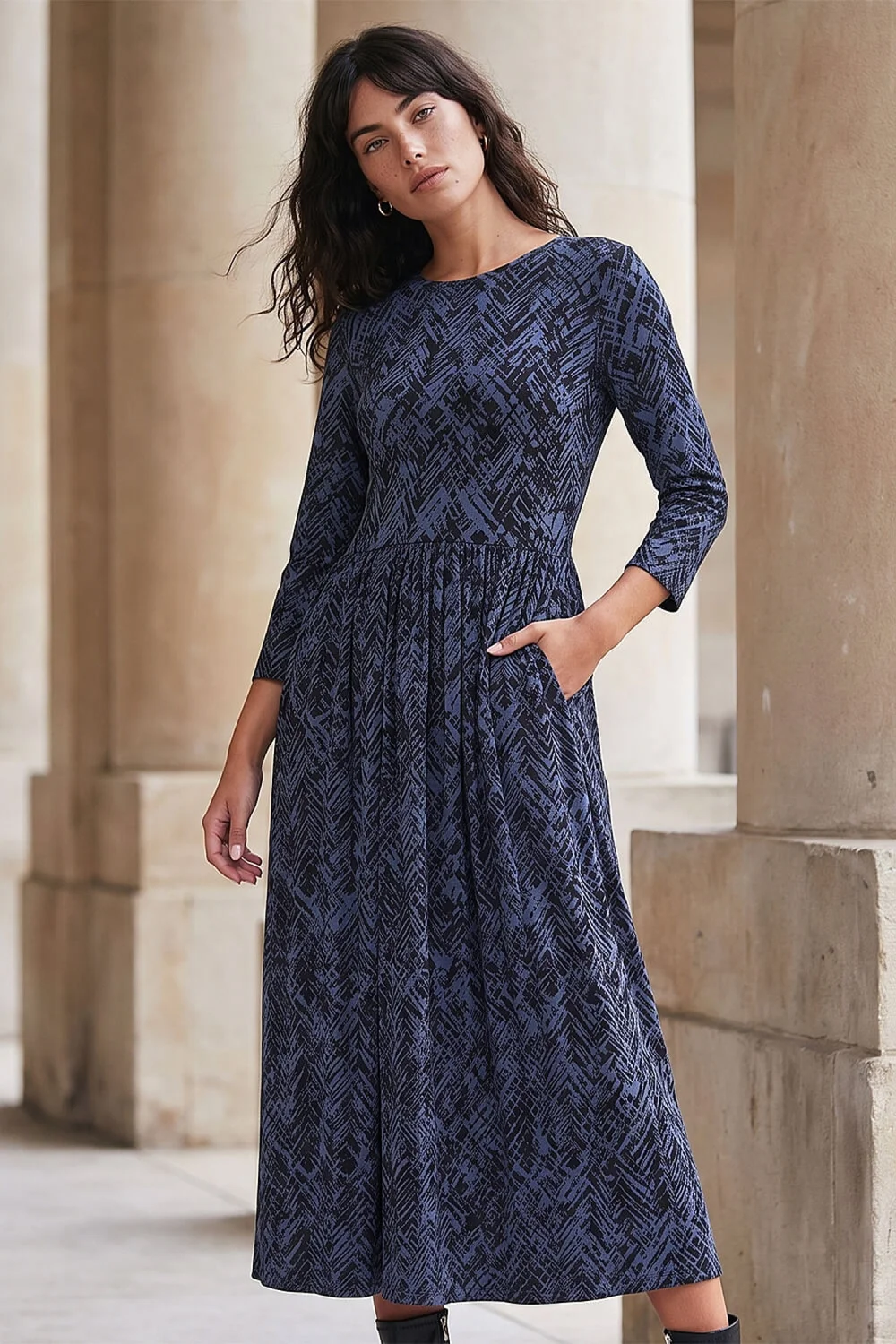 Roman Grey Abstract Print Stretch Midi Dress - 12 Image 1