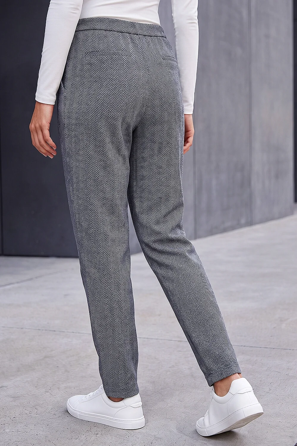 Roman Grey Petite Herringbone Stretch Trouser - 16 Image 3