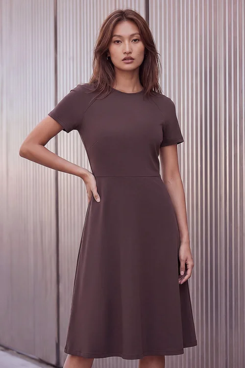 Roman Chocolate Ponte Belted Short Dress - 10 Image 4