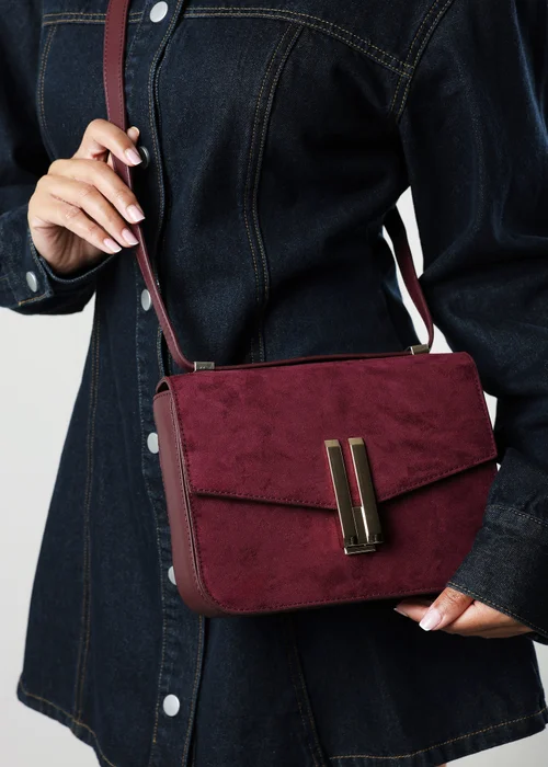 Where's That From Gelora Burgundy Faux Suede Cross Body Bag With Clasp Detail - One Size Image 2