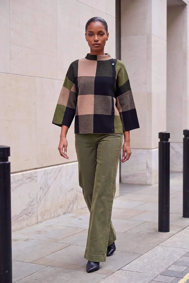 Roman Olive Check Button Detail Knit Cape