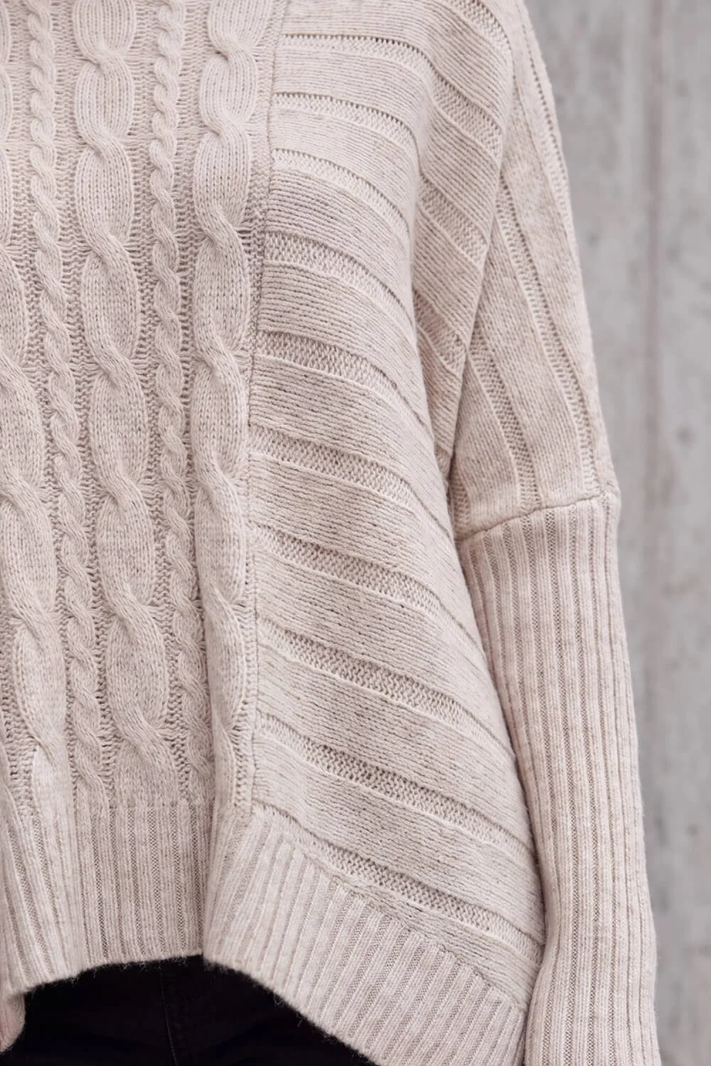 Roman Cream Petite Contrast Cable Knit Jumper - M Image 4