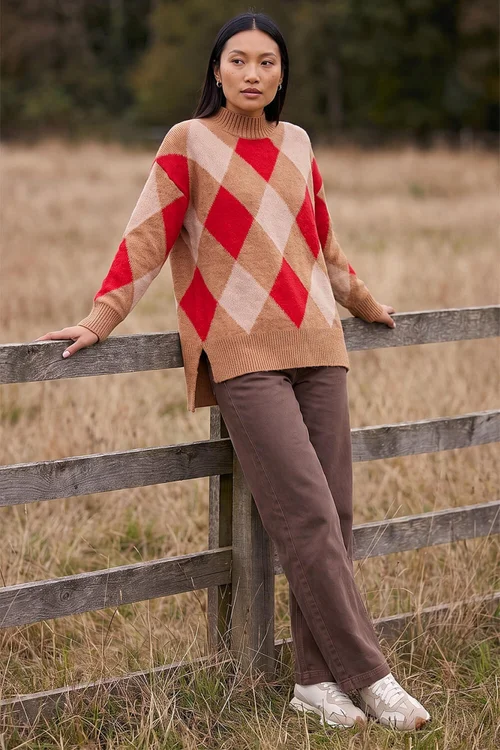 Roman Camel Diamond Argyle Knit - 10 Image 3