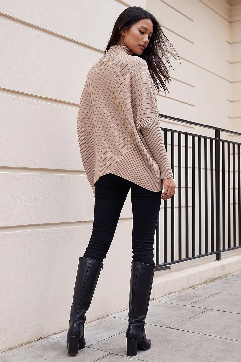 Roman Stone Petite Oversized Jumper - M Image 3