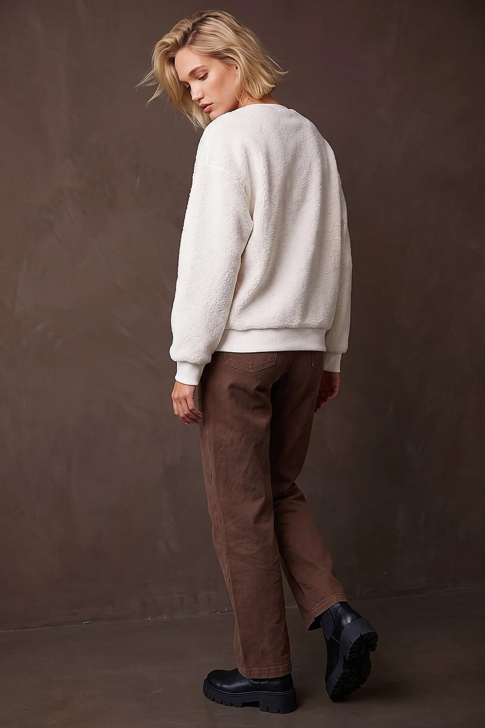 Roman Ivory Pocket Detail Fluffy Sweatshirt - 18 Image 3