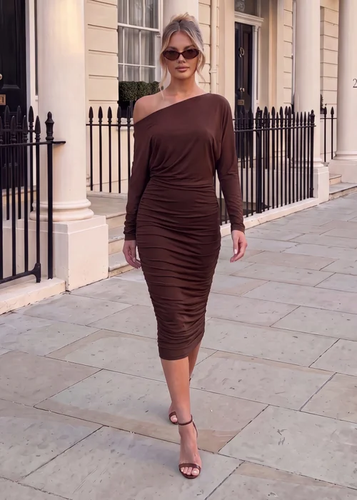 AX Paris Chocolate Off The Shoulder Ruched Midi Dress - 8 Image 1