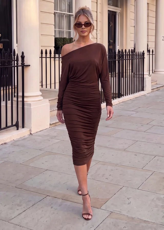 AX Paris Chocolate Off The Shoulder Ruched Midi Dress