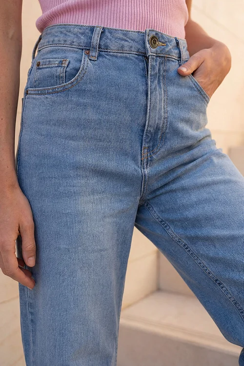 Roman Light Denim Wide Leg Stretch Jean - 20 Image 3