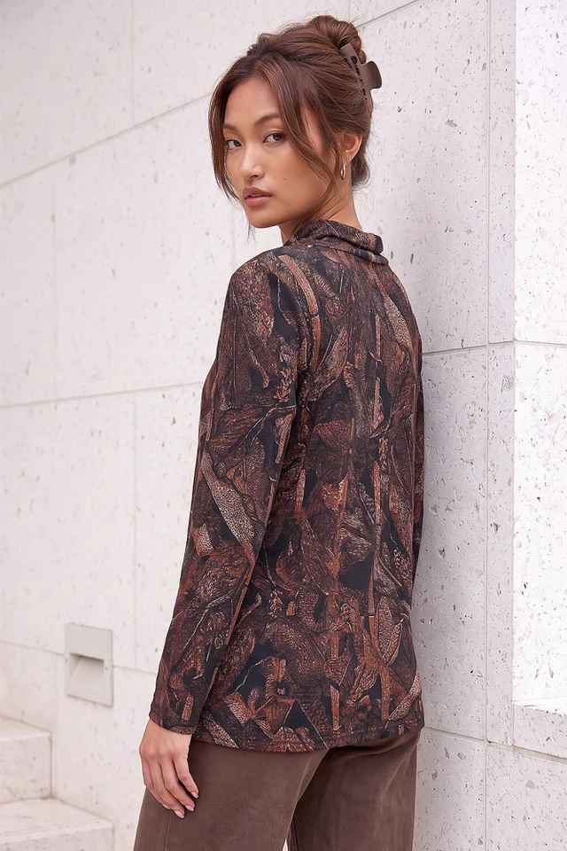 Roman Rust Abstract Snit Top
