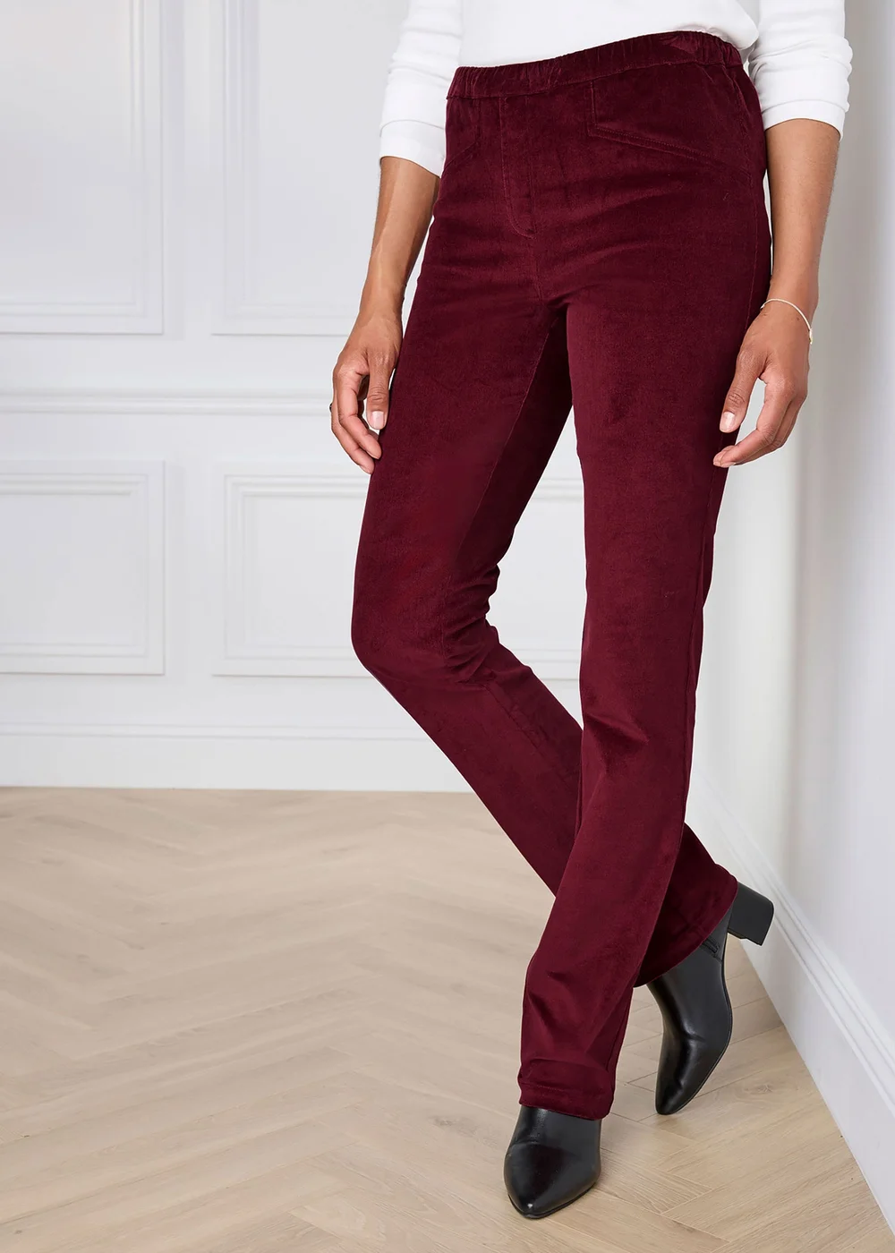 Cotton Traders Claret Straight Leg Pull On Cord Trousers - 14/L27 Image 1