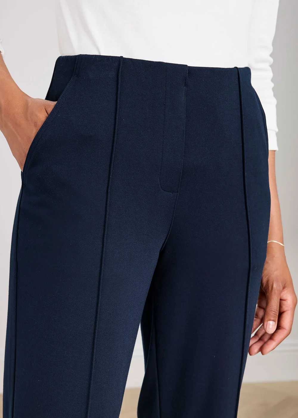 Cotton Traders Navy Pull On Jersey Trousers - 16/L27 Image 3