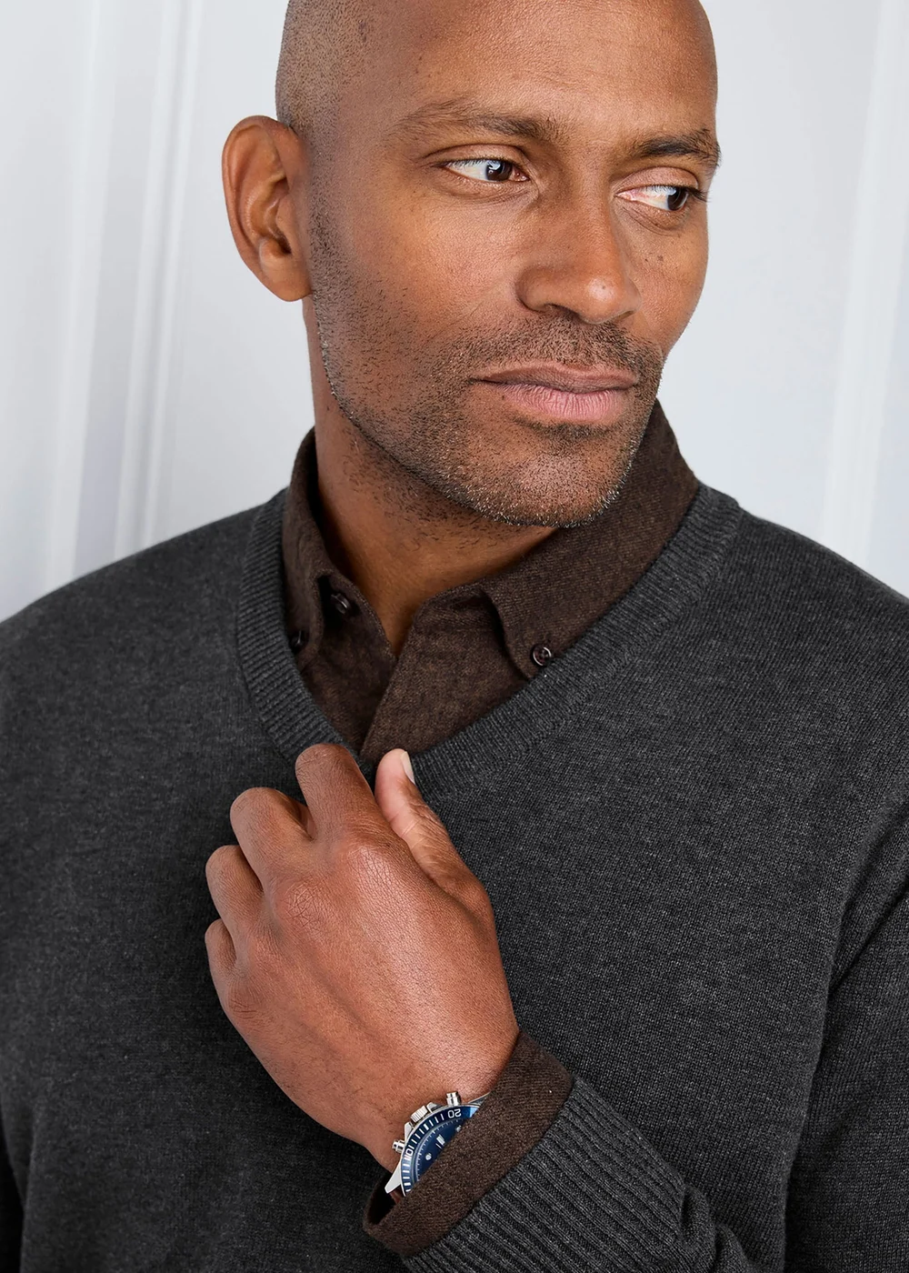 Cotton Traders Charcoal Cotton V-Neck Jumper - M Image 4