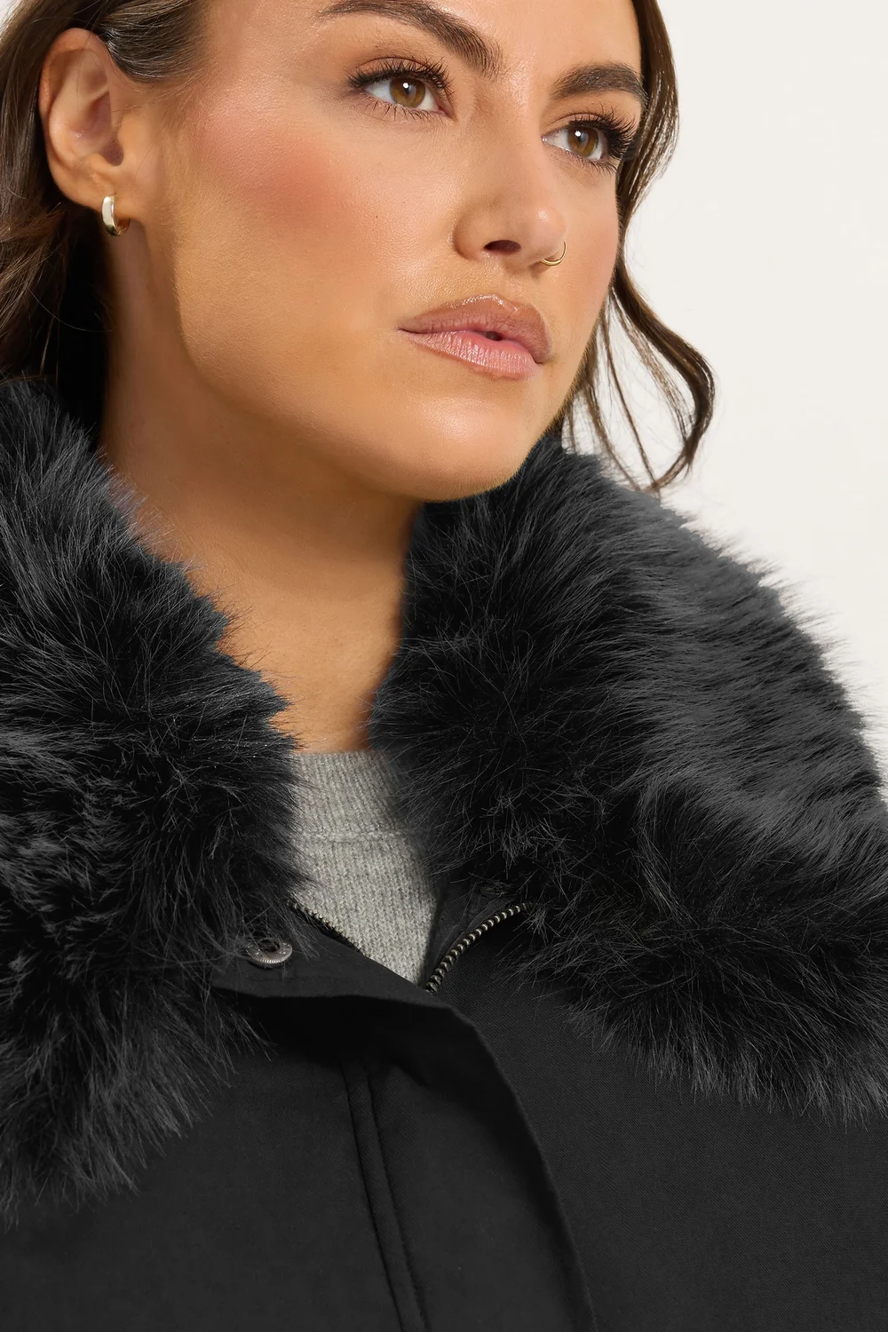 Yours Curve Black Faux Fur Trim Bomber Jacket - 14 Image 5