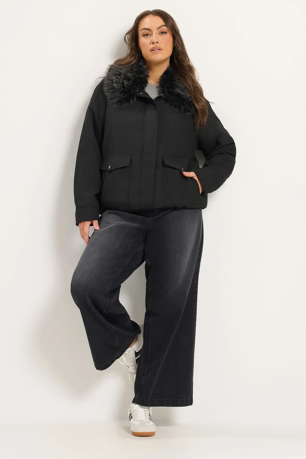 Yours Curve Black Faux Fur Trim Bomber Jacket - 14 Image 2