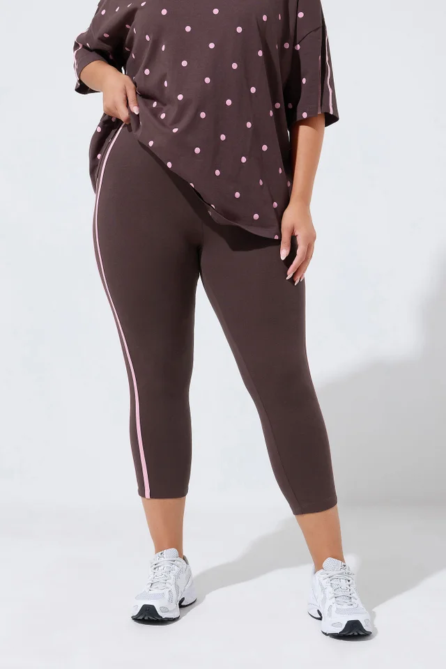 Yours Active Curve Chocolate Brown Cropped Leggings