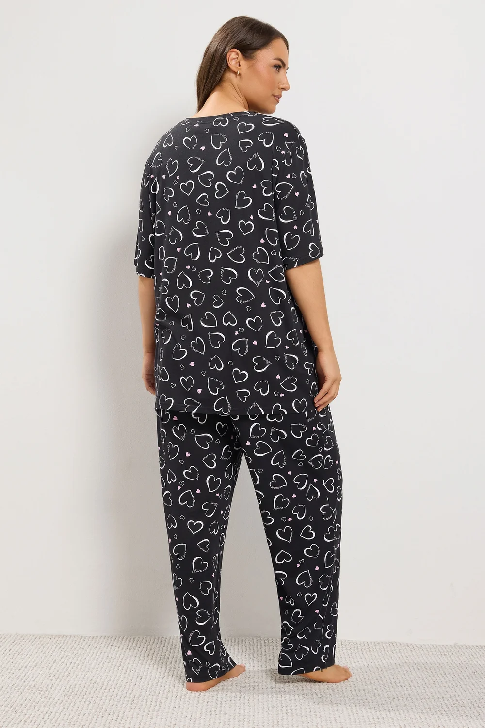 Yours Curve Black Heart Print Wide Leg Pyjama Set - 30-32 Image 3